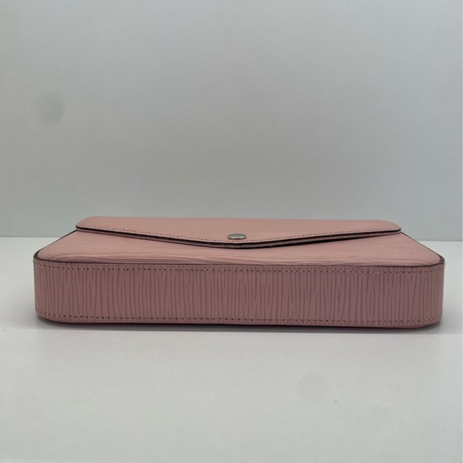 Louis Vuitton 路易威登 櫻花粉色水波紋三合一鏈條包woc 銀扣 尺寸:21*12-5