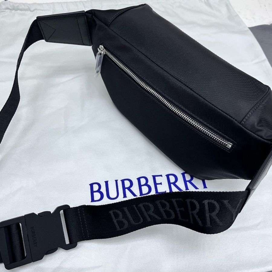 Burberry Sonny belt bag-1