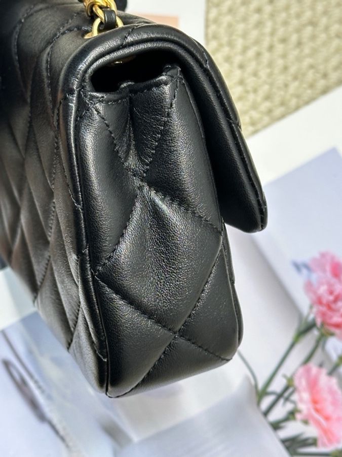 CHANEL 香奈兒 24S CF大mini 湯圓雙珍珠包 底長17cm 芯片-5