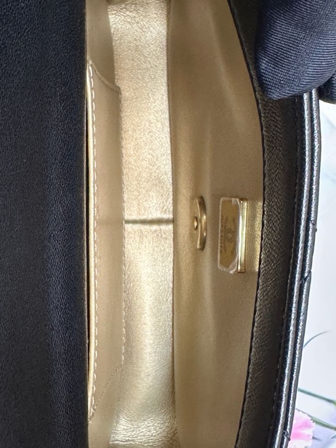 CHANEL 香奈兒 24S CF大mini 湯圓雙珍珠包 底長17cm 芯片-7