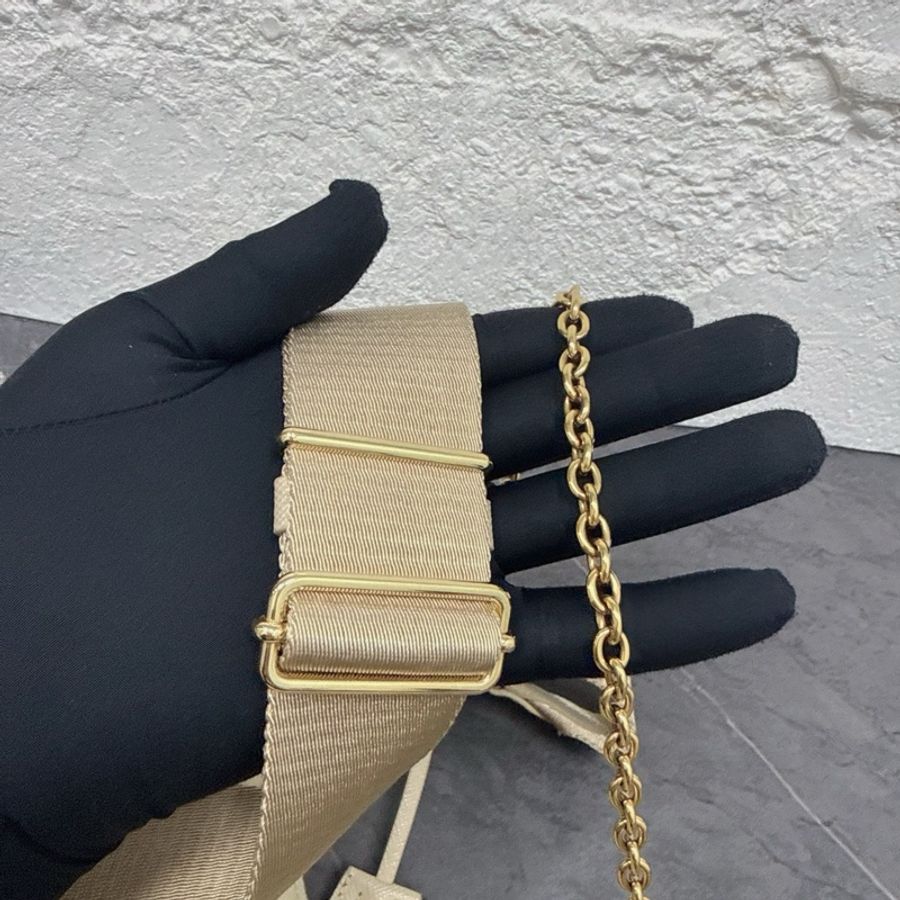 Prada普拉達 奶茶拼金色降落傘三合一-6