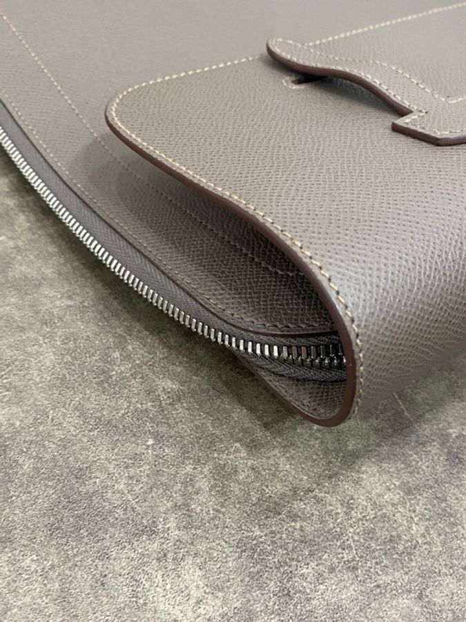 愛馬仕 Hermes 灰色公文包 C刻 尺寸:長37.5寬2高27-15
