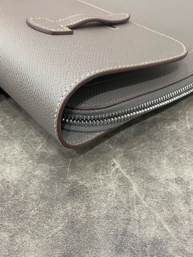 愛馬仕 Hermes 灰色公文包 C刻 尺寸:長37.5寬2高27-16