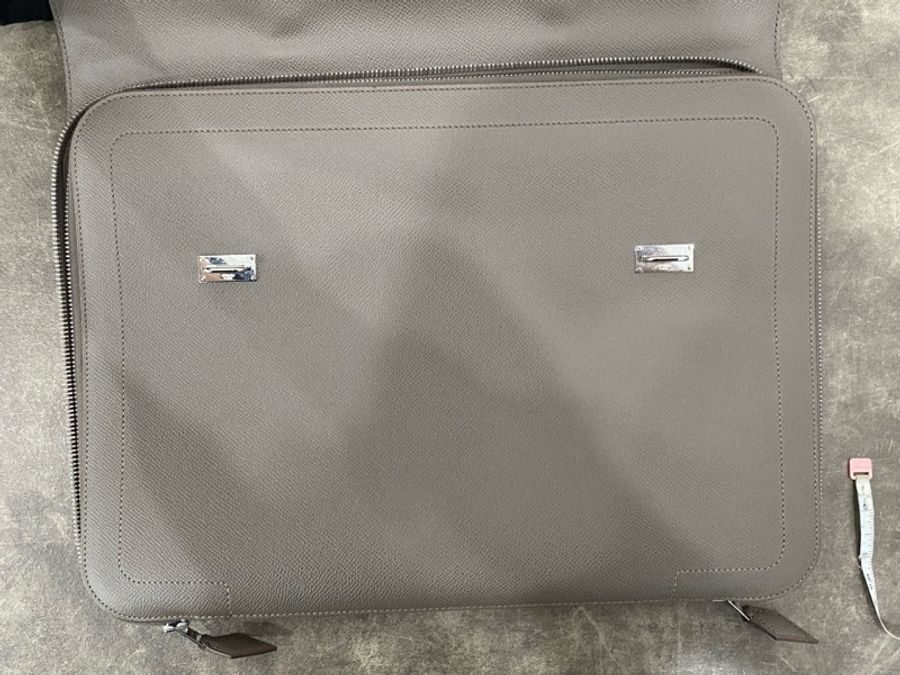 愛馬仕 Hermes 灰色公文包 C刻 尺寸:長37.5寬2高27-19