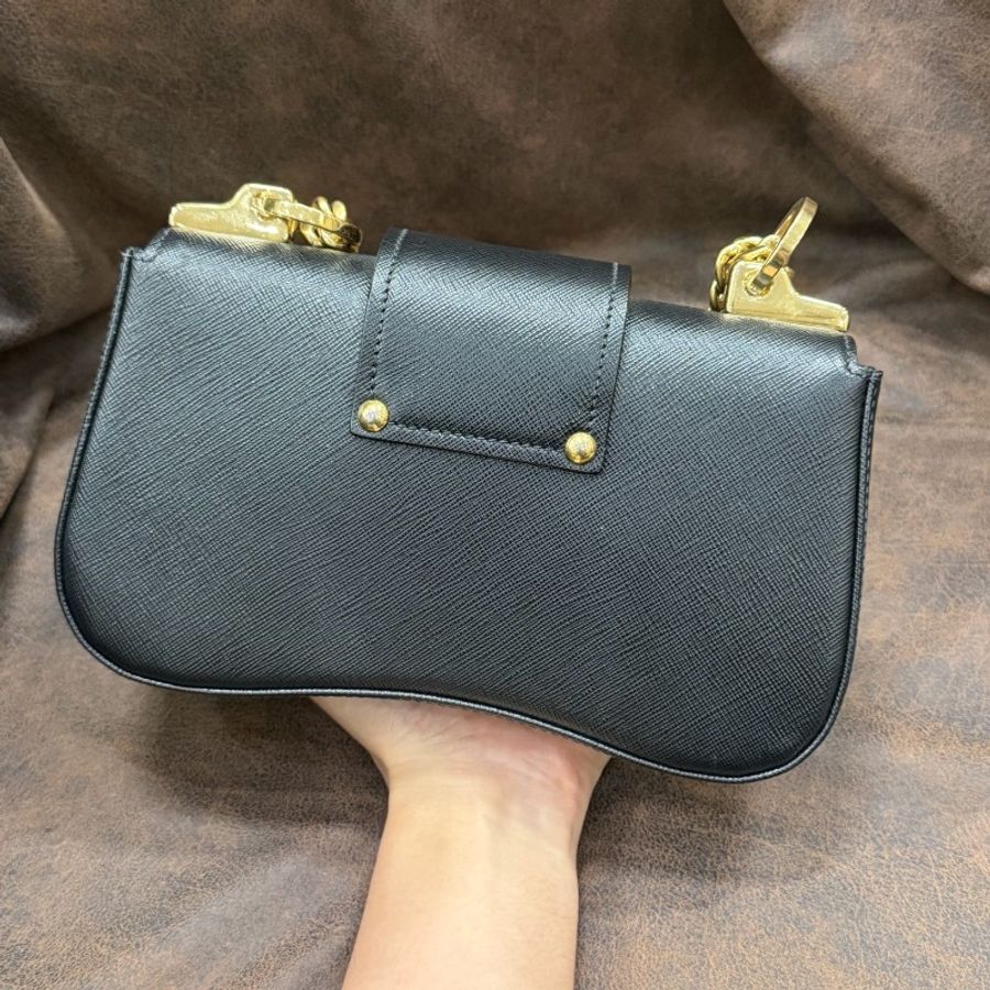 Prada 普拉達 屁股包 黑金 附發票-5