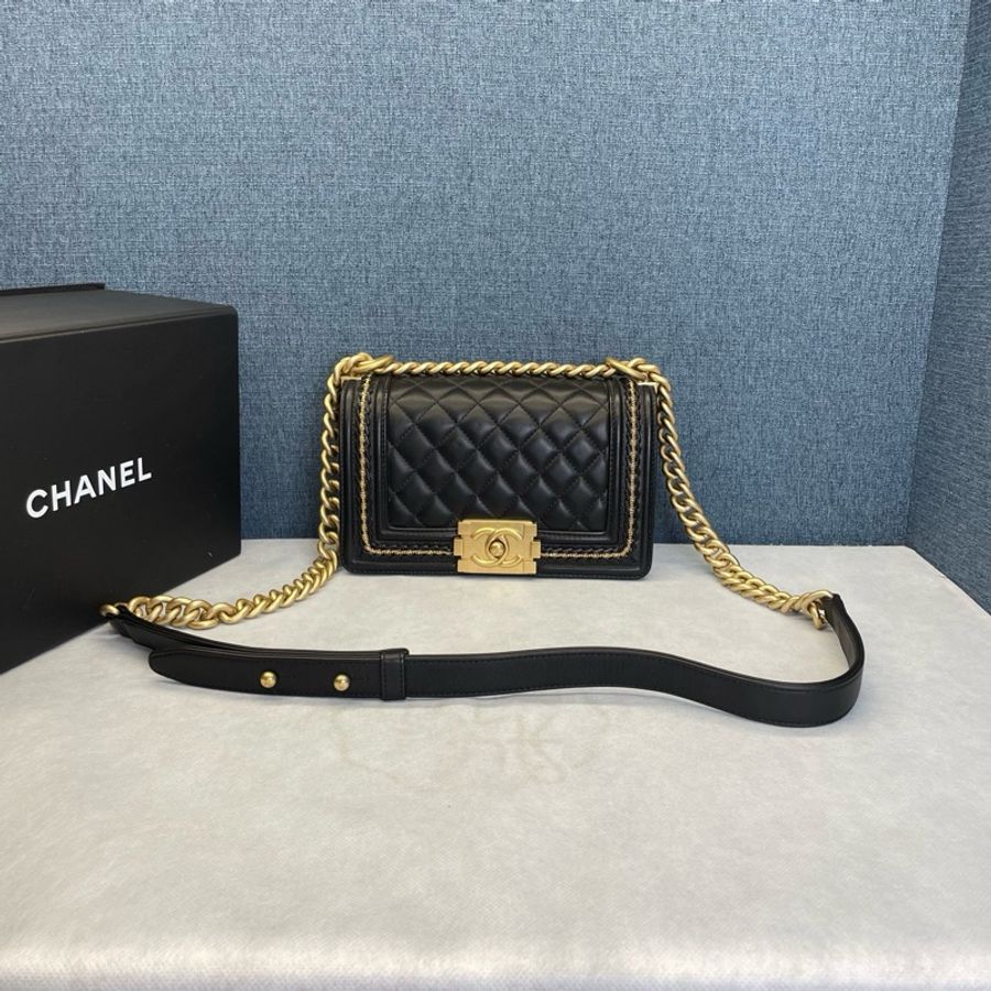 香奈兒CHANEL黑金小號Leboy單肩斜挎包-0