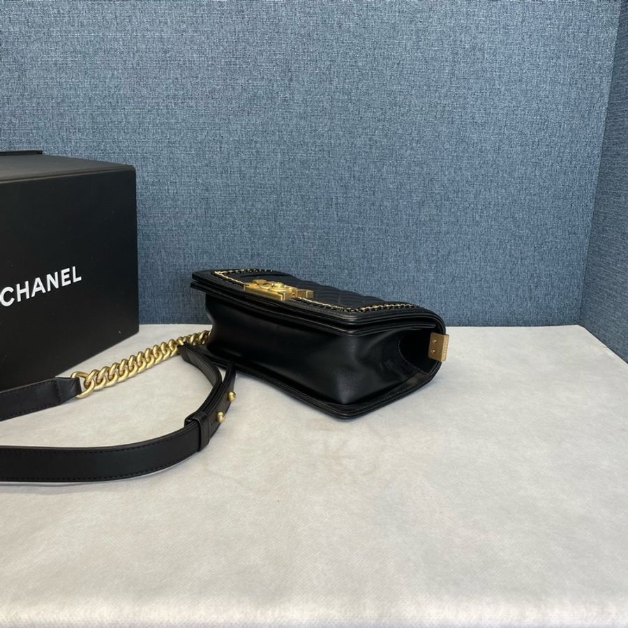 香奈兒CHANEL黑金小號Leboy單肩斜挎包-5