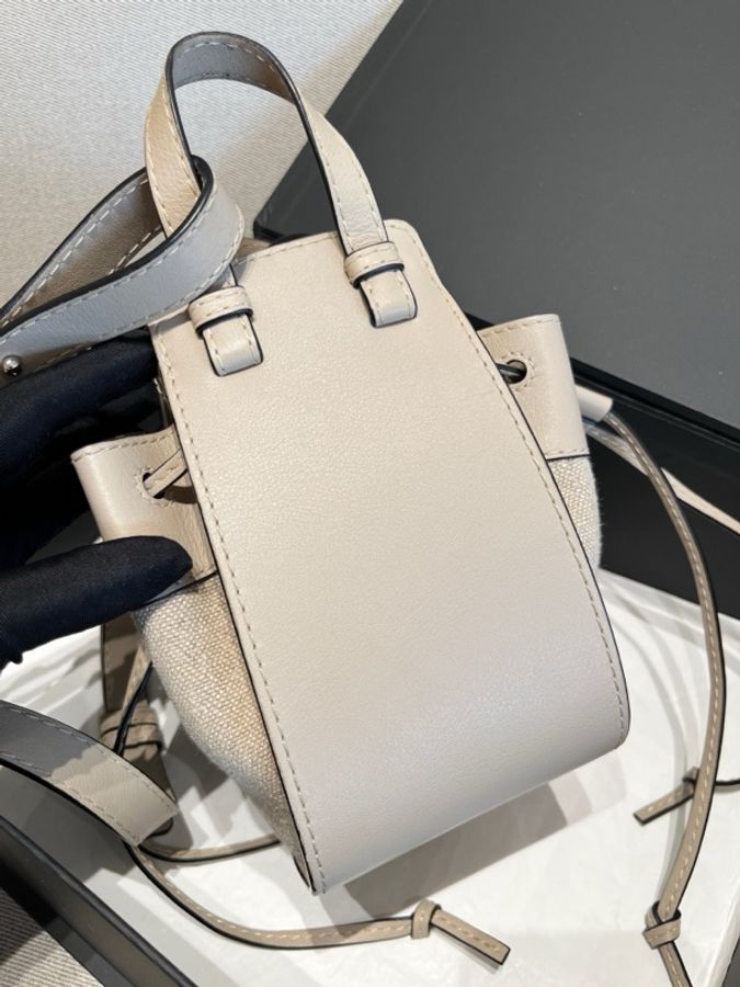 Loewe羅意威mini吊床單肩包 新 17*20*10-3