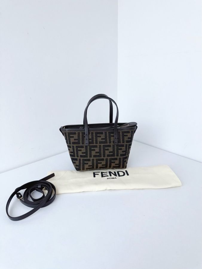 ✨Fendi芬迪|新款老花mini roll迷你菜籃子tote|閒置新-1