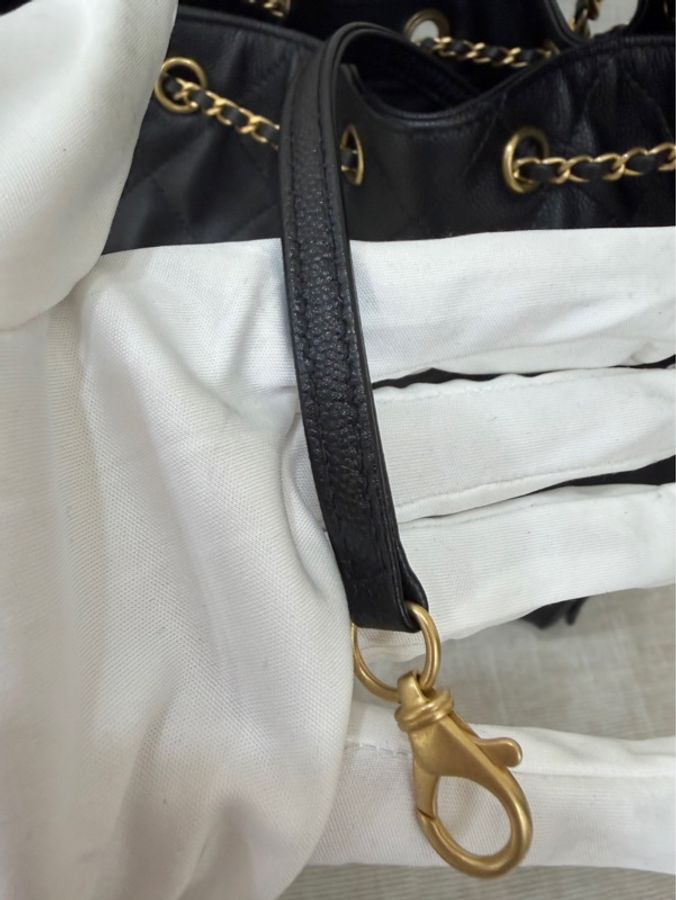 Chanel香奈兒25bag荔枝牛皮中號黑金-30