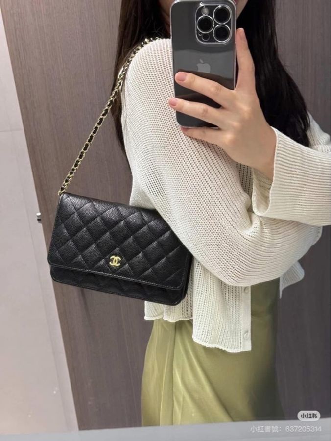 香奈兒 Chanel 荔枝紋牛皮 WOC 黑色 金釦-2