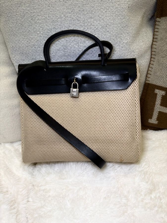 Hermes/ Herbag 31/ 米黑編織-1