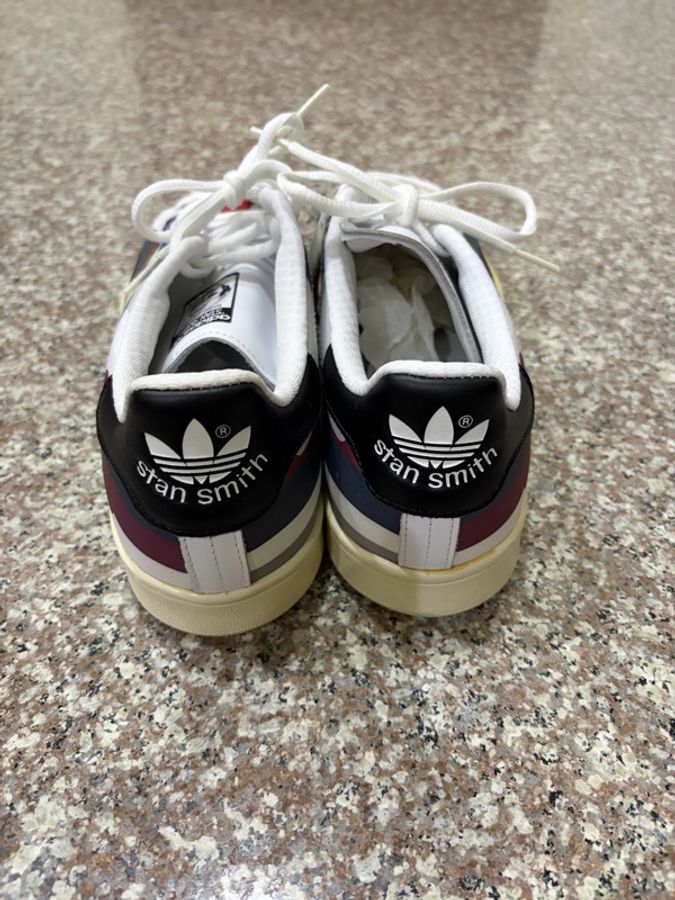adidas Stan Smith US10-4