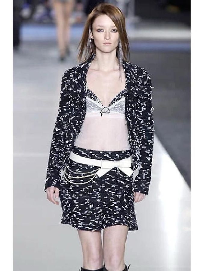 Chanel 02年秋冬秀款黑白雪花两口袋上衣外套-3