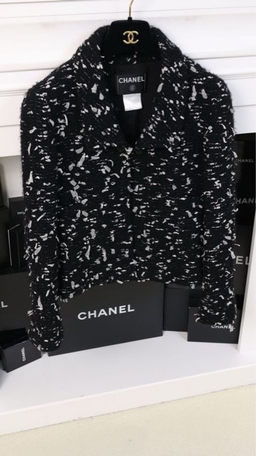 Chanel 02年秋冬秀款黑白雪花两口袋上衣外套-6