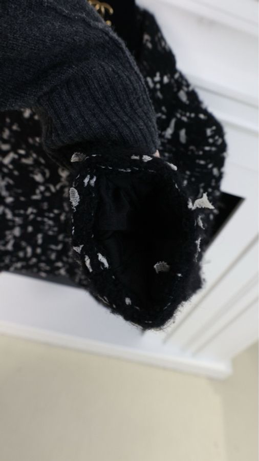 Chanel 02年秋冬秀款黑白雪花两口袋上衣外套-12