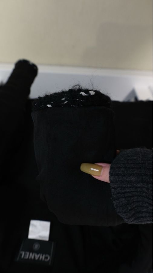 Chanel 02年秋冬秀款黑白雪花两口袋上衣外套-18