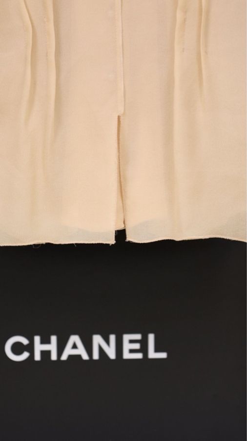 Chanel 04年香槟色珍珠扣背心上衣-13
