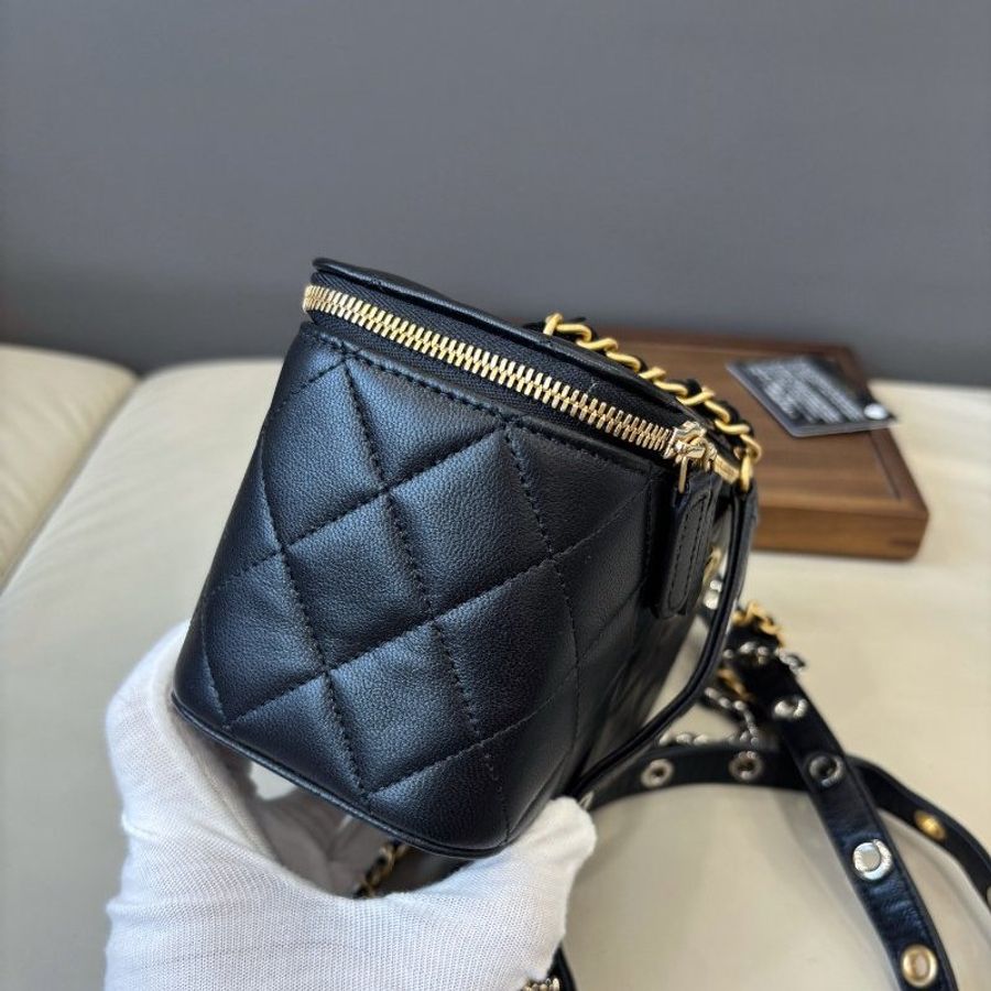 香奈兒/Chanel 黑金長盒子化粧包-1