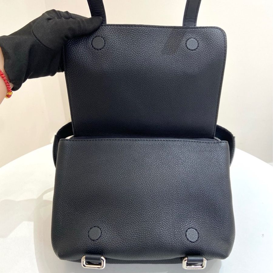 Loewe羅意威military黑色郵差斜挎包-7