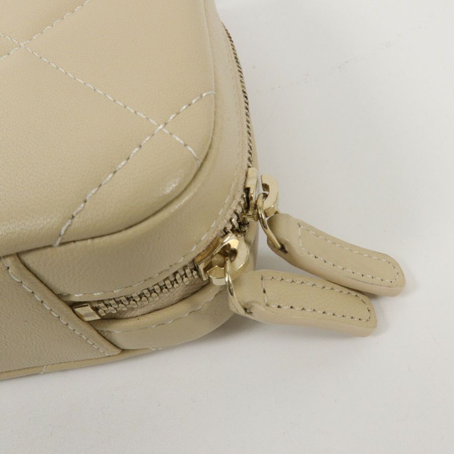 CHANEL 羊皮皮革Chanel 19 Phone Case With Chain鏈帶肩背袋-13