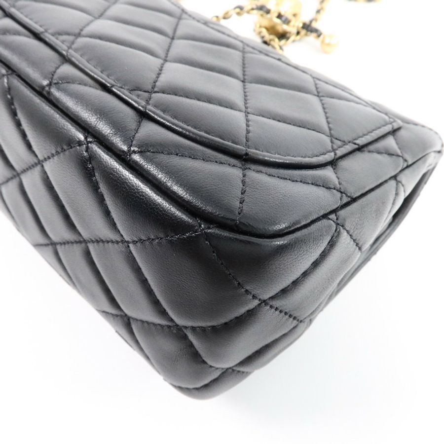 CHANEL Mini Classic 17鏈帶肩背袋-12