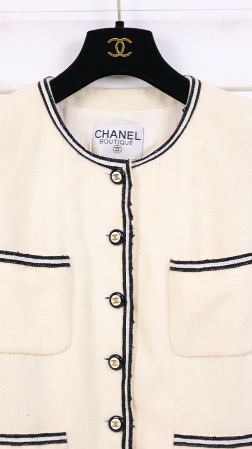 Chanel 95年秀款芭比系列漆皮滚边黑白四口袋外套 约38码 22/6-6