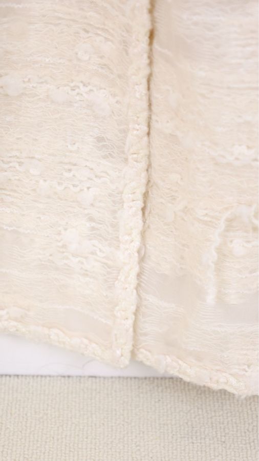Chanel 06年琉璃扣秋冬高级手工坊系列秀款象牙白真丝混纺立领四口袋外套-7