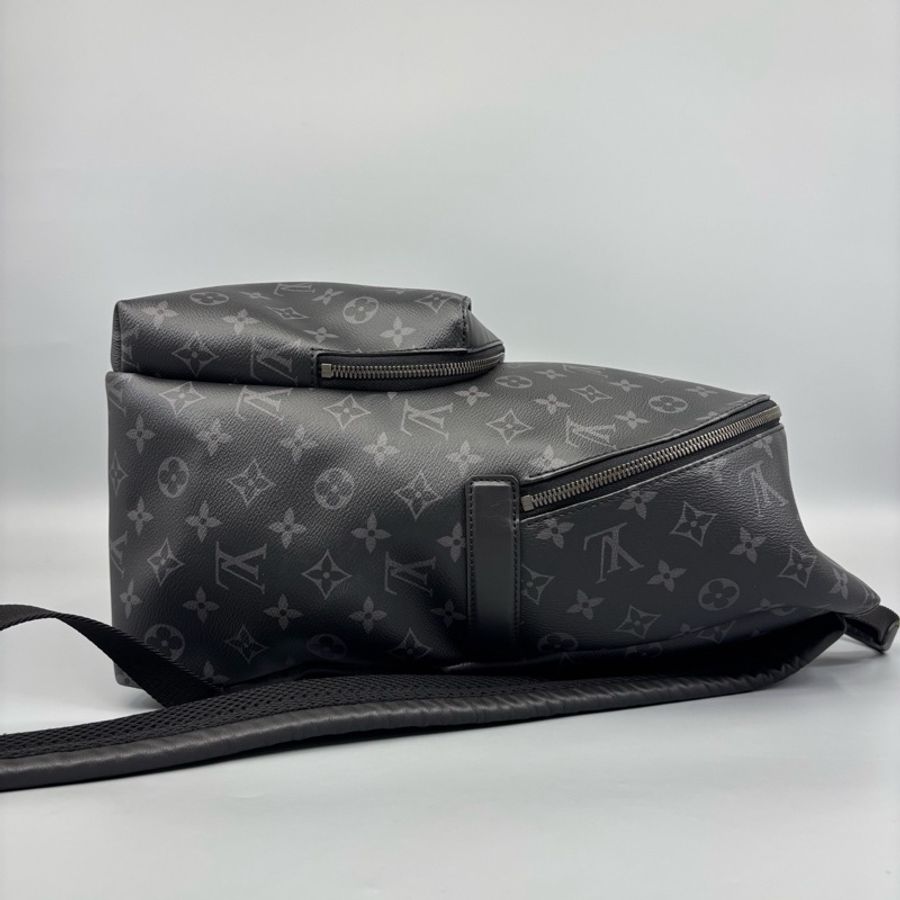 Louis Vuitton 路易威登 Discovery黑老花阿波羅雙肩包 尺寸30*37 A-4
