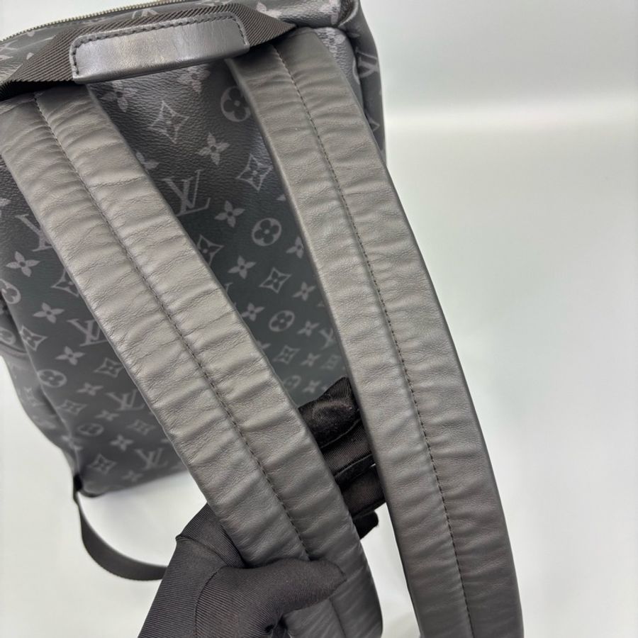 Louis Vuitton 路易威登 Discovery黑老花阿波羅雙肩包 尺寸30*37 A-7