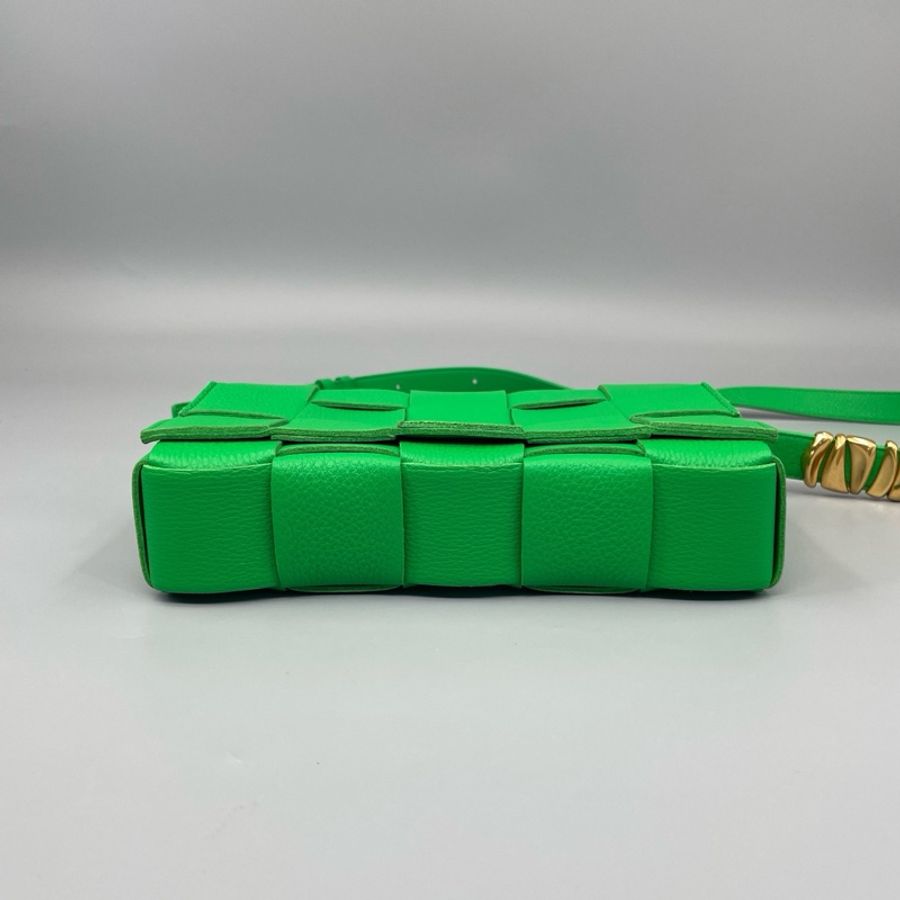 Bottega Veneta 葆蝶家 Cassette編織十五格斜挎包 尺寸22*14-2