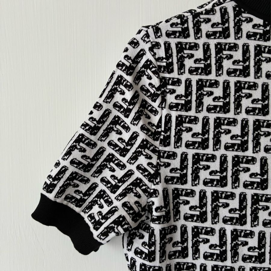 Fendi 白/黑滿版logo短袖連身裙38-15