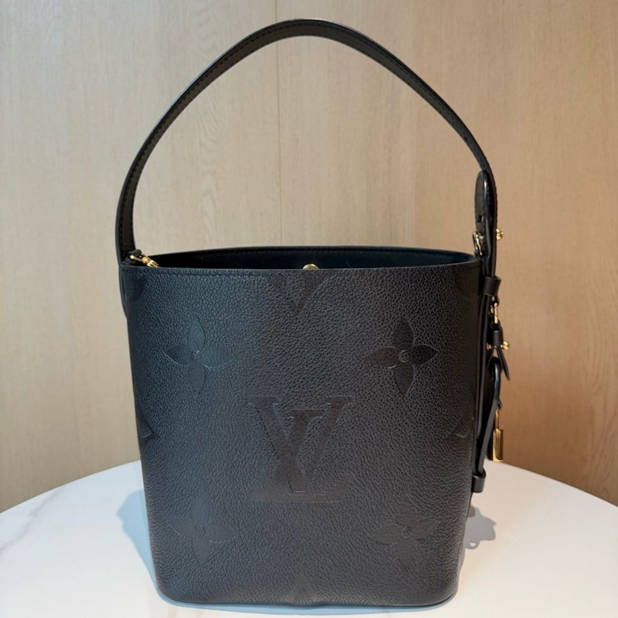 路易威登/Louis Vuitton ALL IN BB 手袋 黑色壓紋粒面牛皮革水桶包手提包斜挎包 芯片款-1