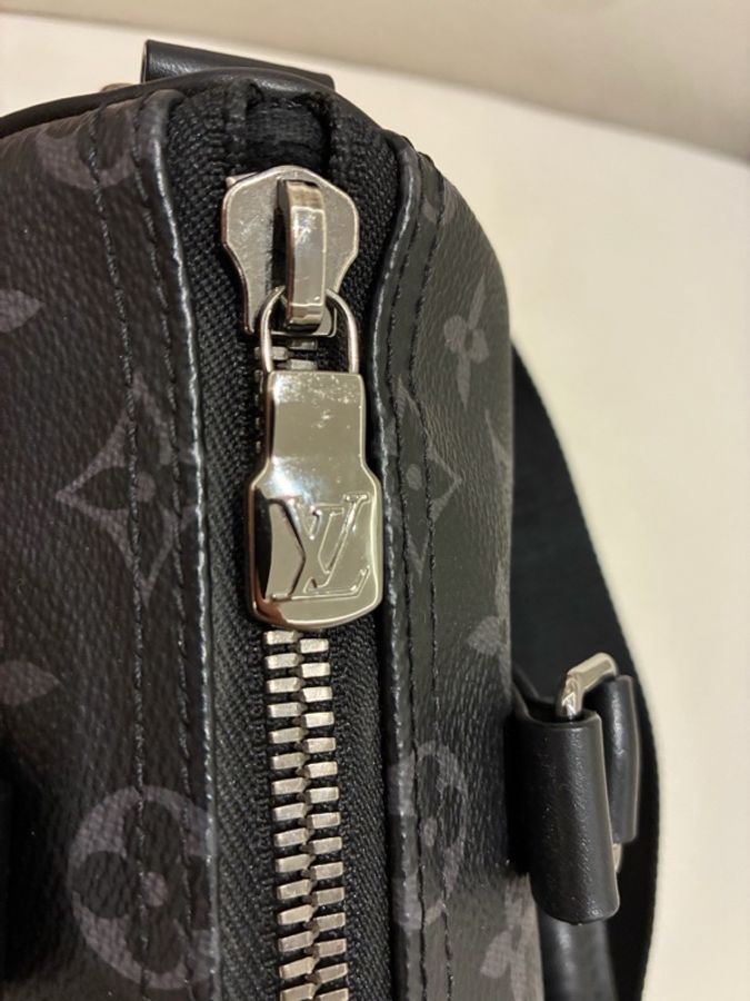 LV 路易威登 keepall 25 黑武士老花單肩斜挎手提包 黑色拼灰色 芯片款 有防塵袋-3