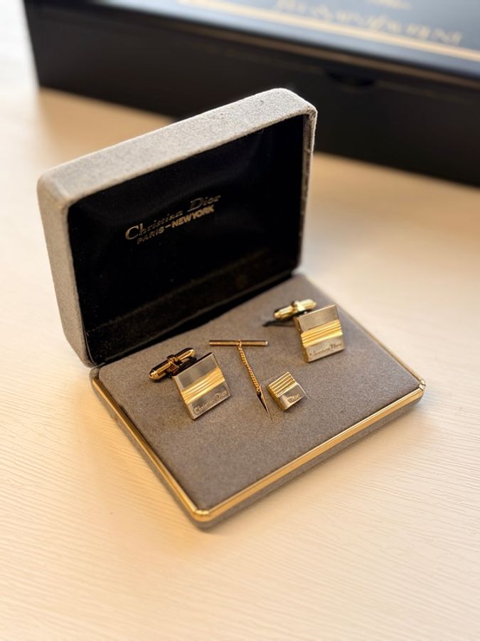 Christian Dior 復古金銀雙色拉絲幾何袖扣與領帶針三件套(附原裝盒)-0