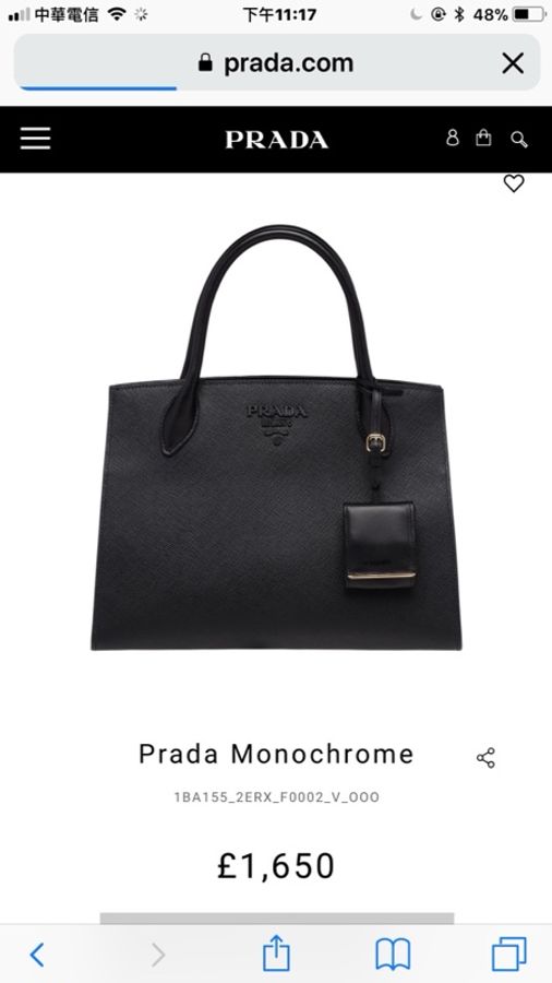 Prada monochrome 黑色手提肩背包。-2