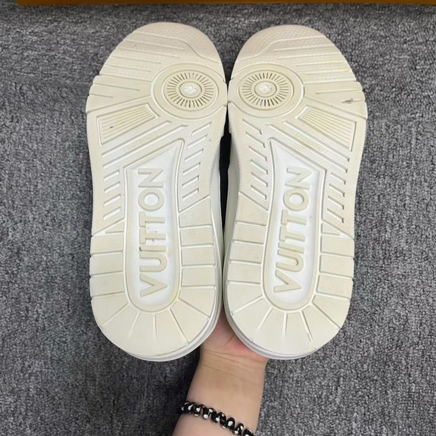 Louis vuitton白色皮革側面標識圓頭系帶低幫板鞋 Size:38碼-5
