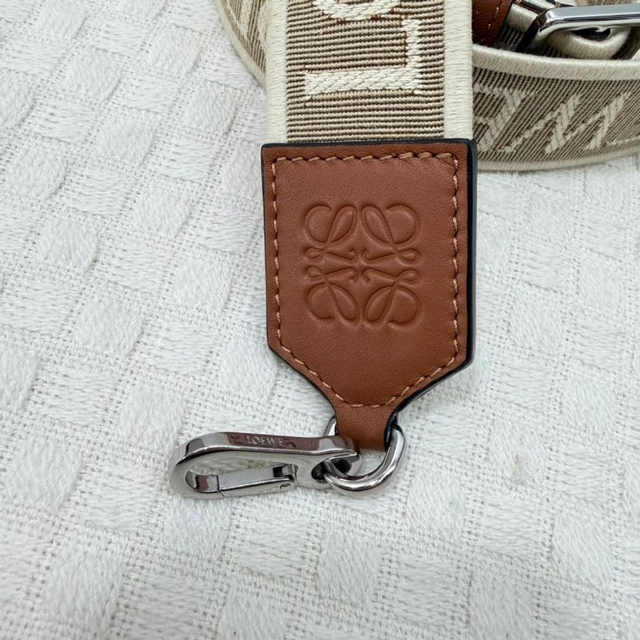 [甜價好物背帶配件🥰] Loewe米白棕色牛皮銀釦刺繡可調背帶-7
