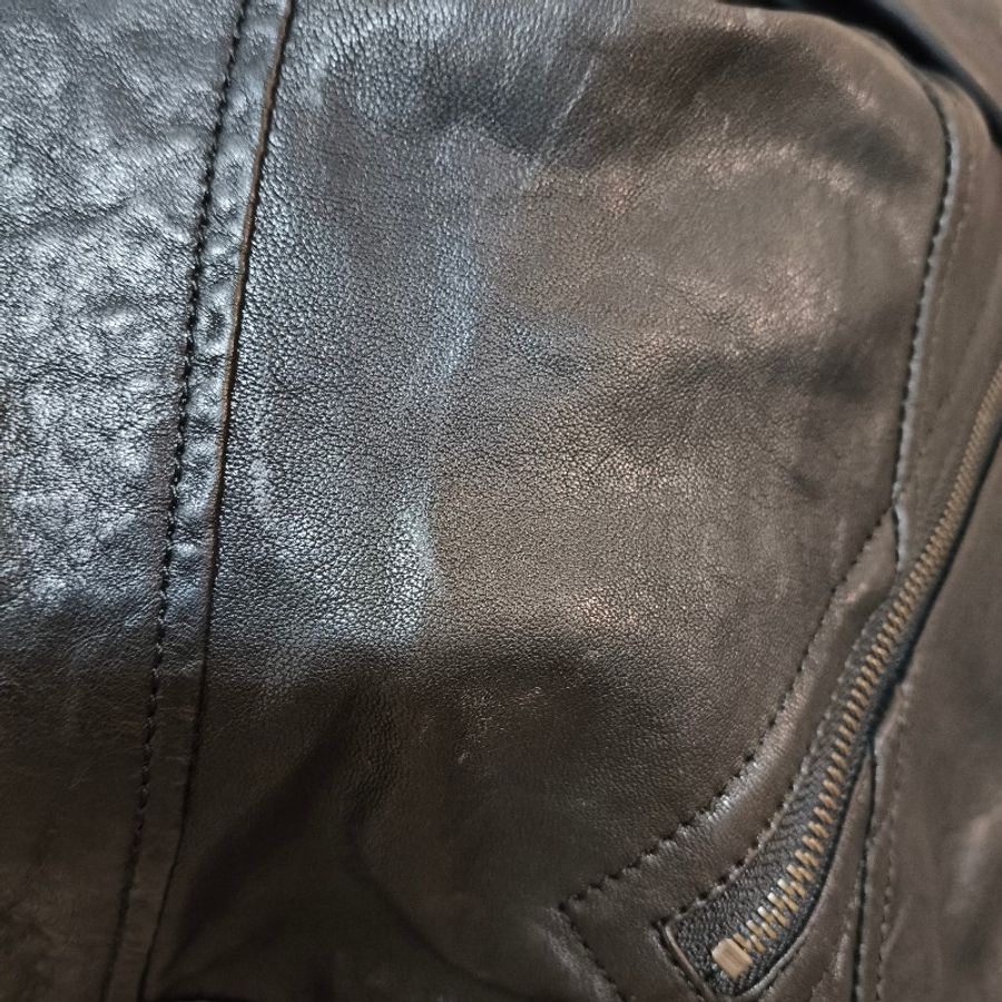Burberry 騎士皮衣外套-36