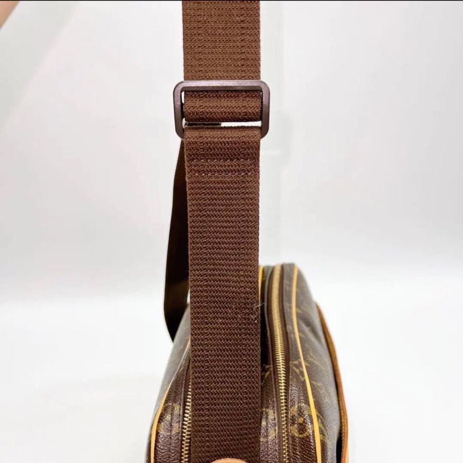【秒變韓男💗入門之選✨全網最低價‼️】Louis Vuitton 經典老花Reporter中古老花記者包｜相機斜挎包-11