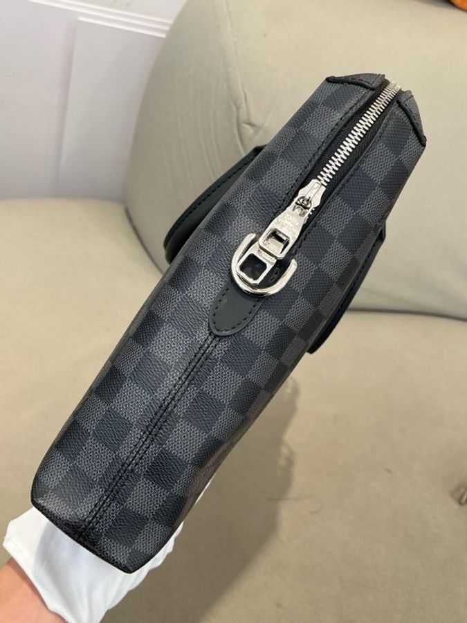 Louis Vuitton 路易威登 男士 黑棋盤公文包 有肩帶-3