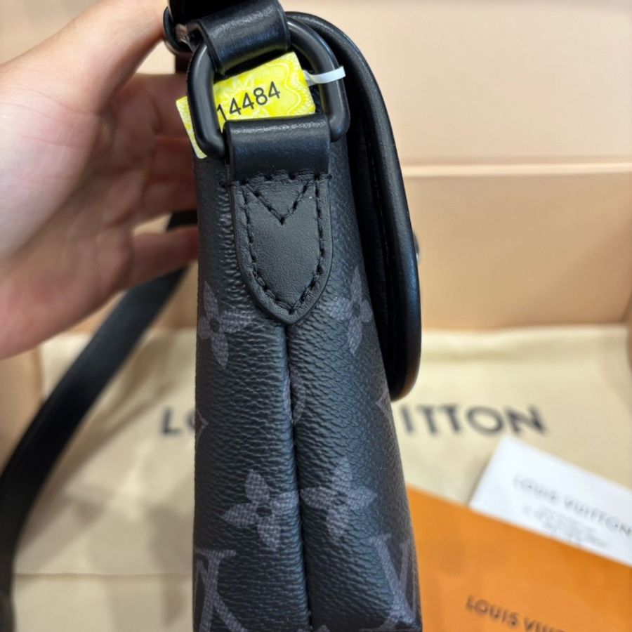 全新全配🥷#lv #黑老花郵差包 #盒子塵袋購證-4