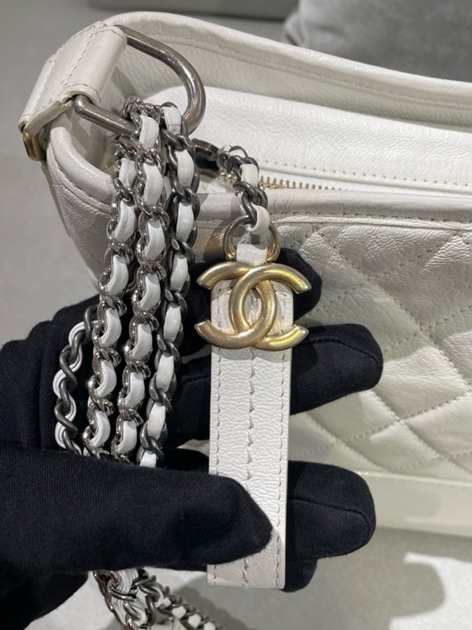 chanel香奈兒白色牛皮漸變菱格紋中號流浪包單肩斜挎包 25開 底長27。-12