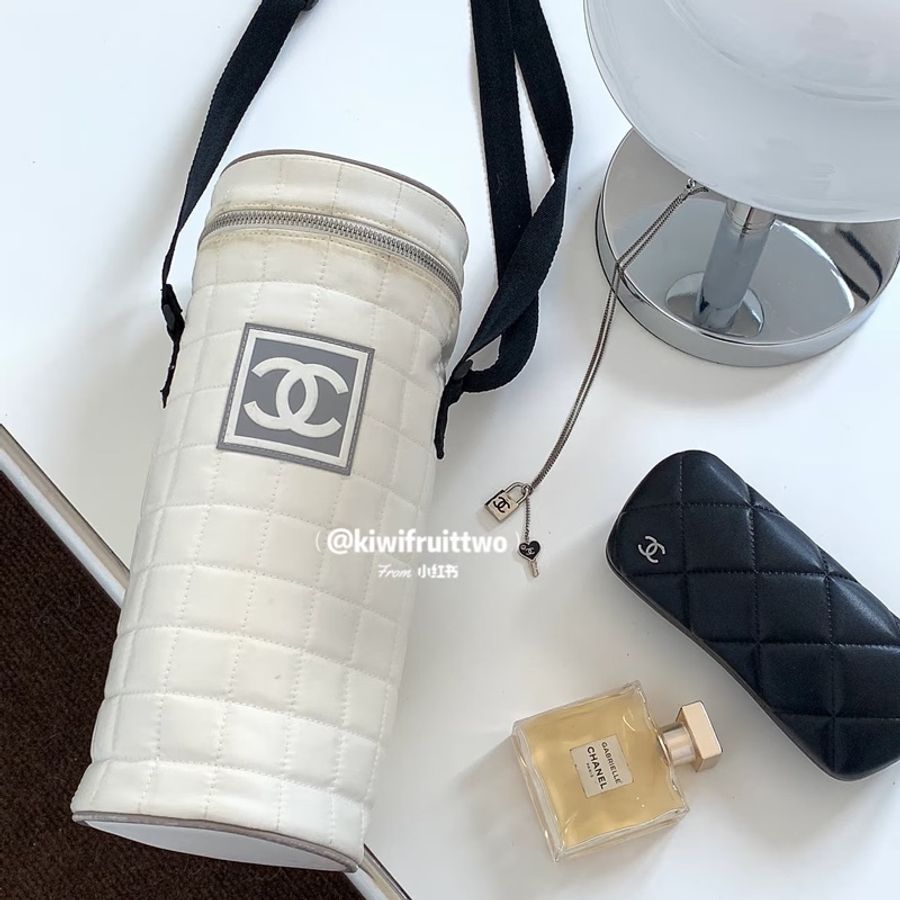商品名稱:Chanel • 經典運動系列方標小圓筒包-0