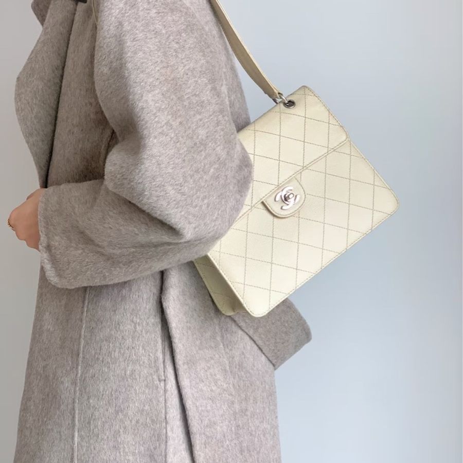 Chanel • 經典奶白色荔枝牛皮銀釦Kelly單肩包-3