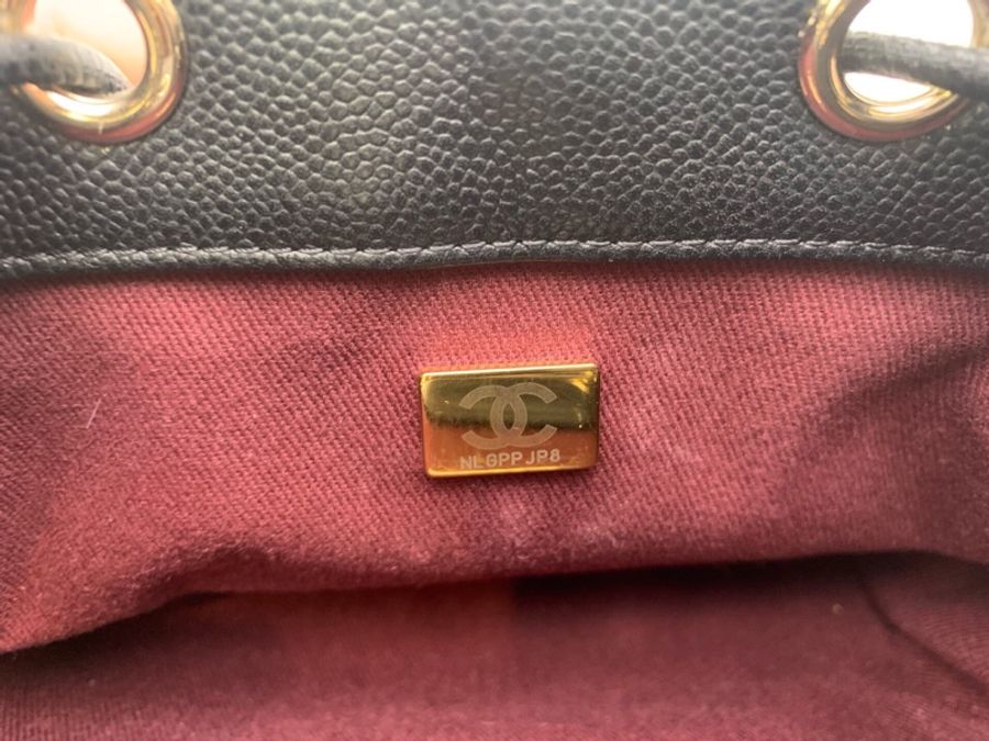 99新Chanel/香奈兒AS2353黑金魚子醬抽繩水桶包 單肩斜挎包 芯片款19*10*19(L)-7