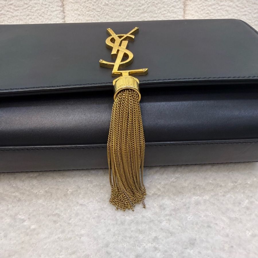 YSL黑金牛皮流蘇下蓋鏈包-13