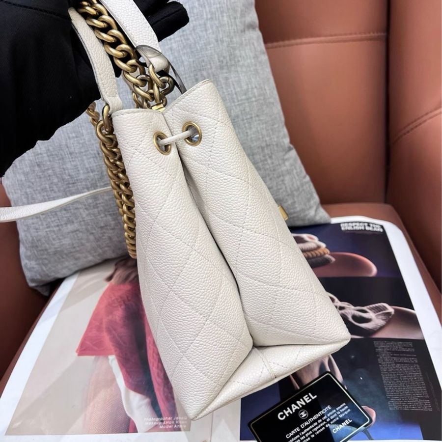 【震撼撿漏👍🏻全網最低價💫】Chanel/香奈儿 保值款白金荔枝牛皮水桶包 魚子醬皮-4