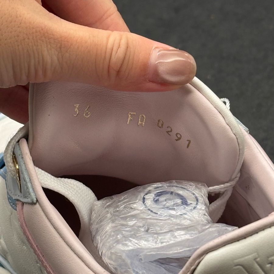 Louis vuitton LV/路易威登Time out糖果拼色馬卡龍色系 浮雕松糕鞋 板鞋 36-5