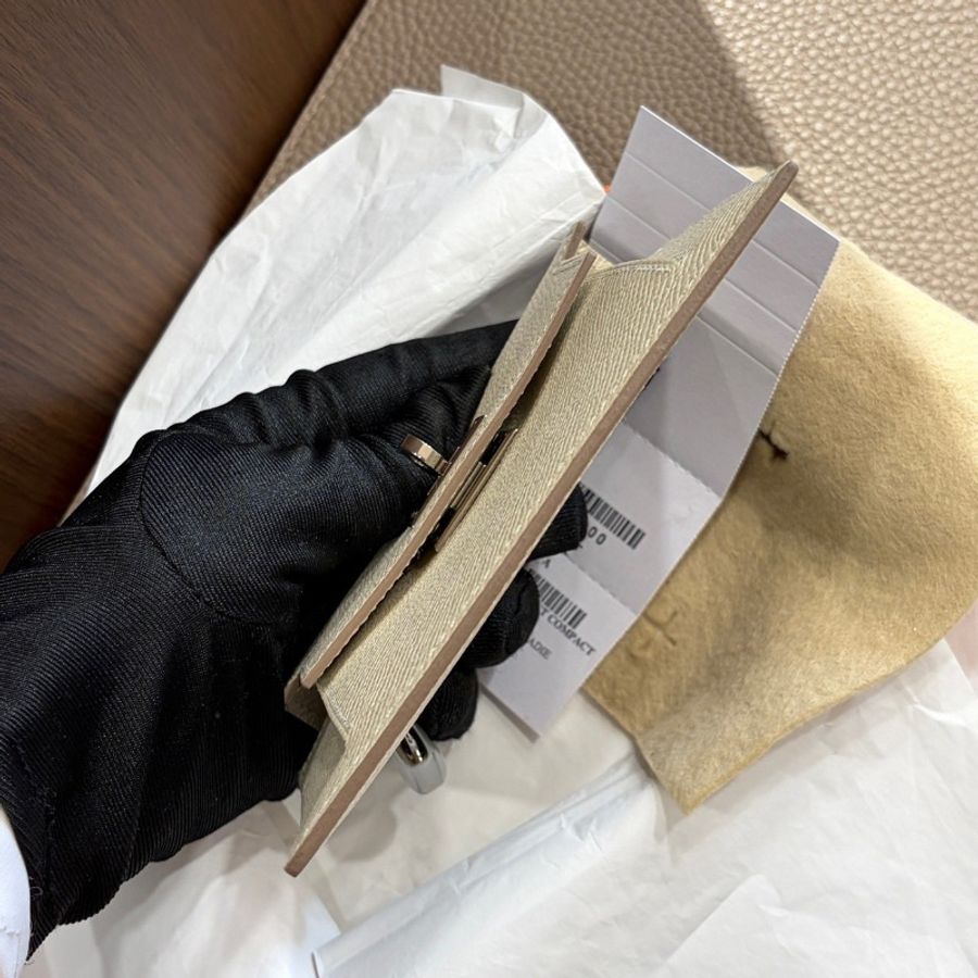 全新有盒子🤍#愛馬仕 #奶油白銀扣 #KellyPocket卡包 #毛氈Y刻-7